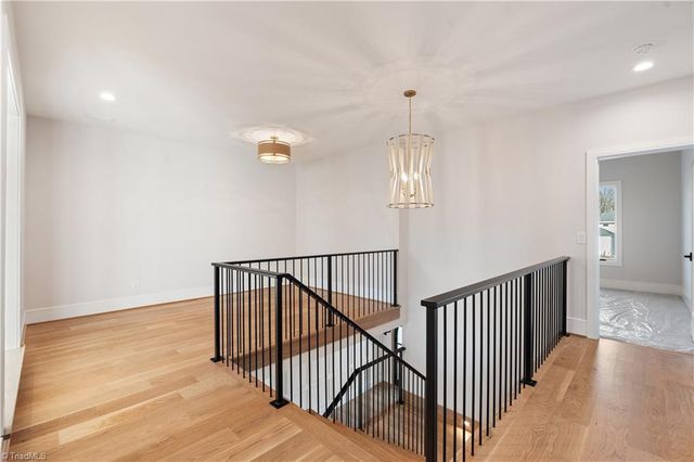 1199 Maple Chase Lane, Winston-salem, NC 27106