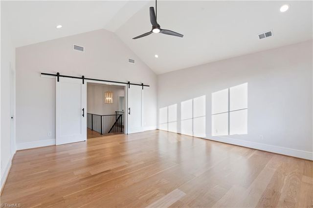 1199 Maple Chase Lane, Winston-salem, NC 27106