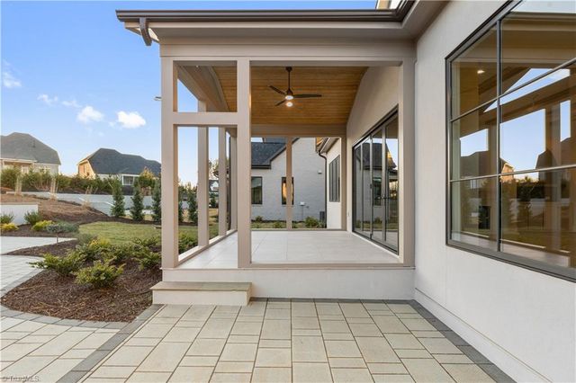 1199 Maple Chase Lane, Winston-salem, NC 27106