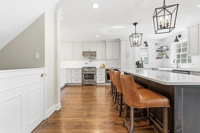 4635 Wildwood AVENUE, Whitefish Bay, WI 53211