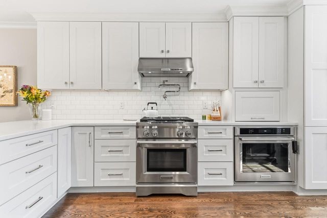 4635 Wildwood AVENUE, Whitefish Bay, WI 53211