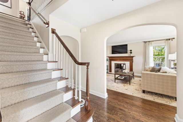 4635 Wildwood AVENUE, Whitefish Bay, WI 53211