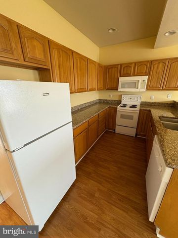 45 SANTA FE CT, Falling Waters, WV 25419