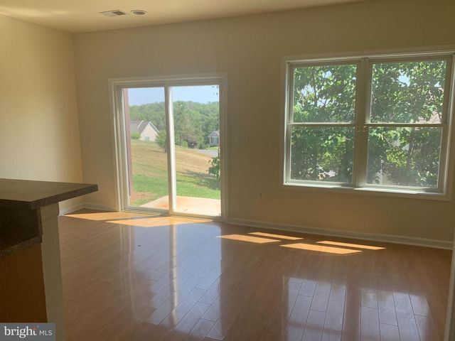 45 SANTA FE CT, Falling Waters, WV 25419