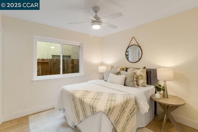 312 Summerfield Dr, Vacaville, CA 95687