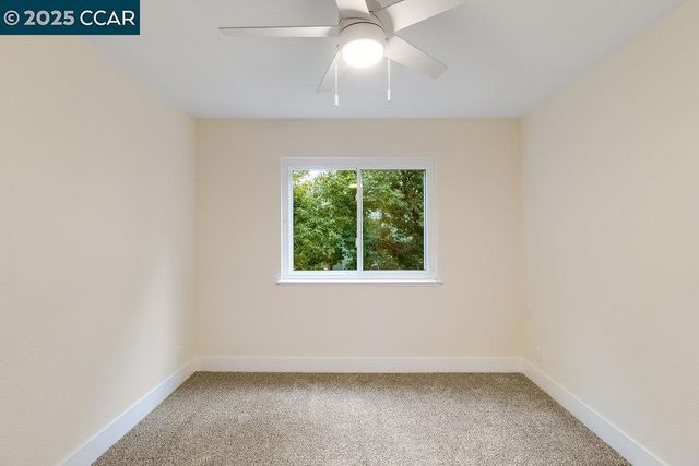 312 Summerfield Dr, Vacaville, CA 95687