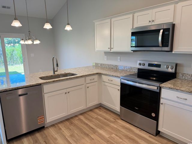 596 Shallow Cove Dr., Conway, SC 29526