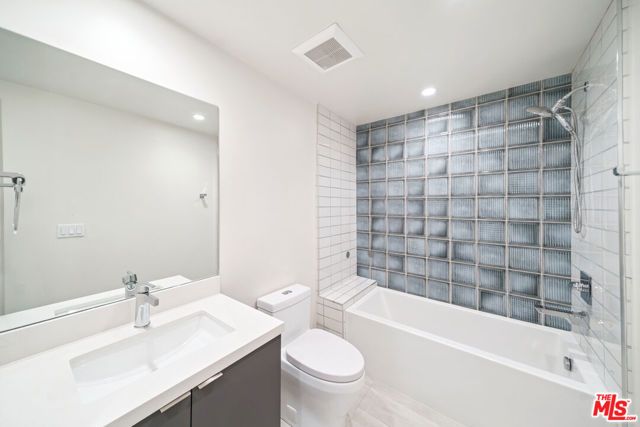 1226 S Bedford Street 103, Los Angeles, CA 90035
