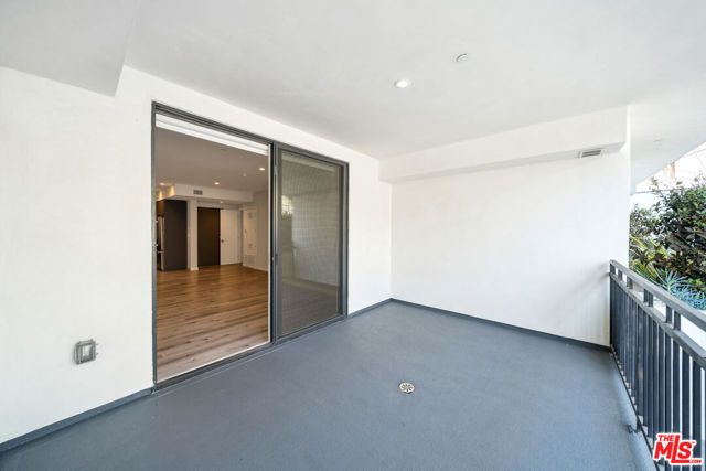 1226 S Bedford Street 103, Los Angeles, CA 90035