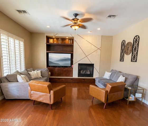 4450 S RIO Drive, Chandler, AZ 85249