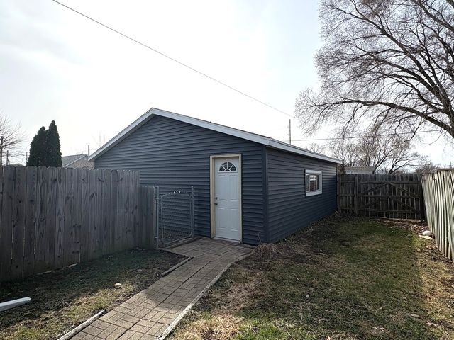 913 Canal Street, Ottawa, IL 61350