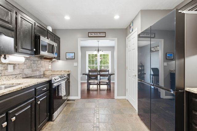 117 Mountain View Rd, Bell Buckle, TN 37020