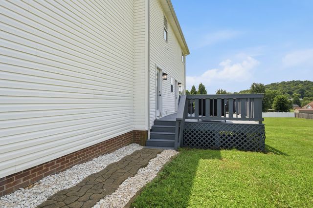 117 Mountain View Rd, Bell Buckle, TN 37020