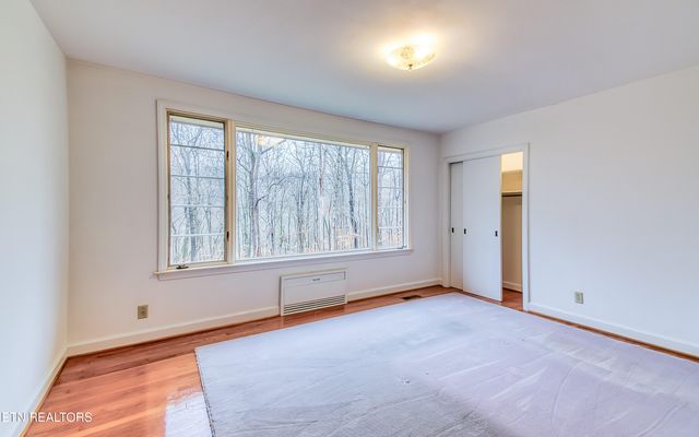 140 Magna Vista Drive, Harriman, TN 37748