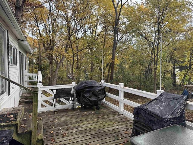 246 Leisure Way, Edgerton, WI 53534