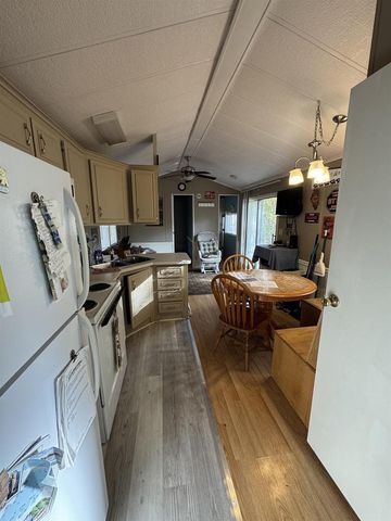 246 Leisure Way, Edgerton, WI 53534