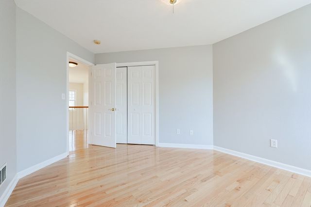 75 Sunflower Dr, Raynham, MA 02767