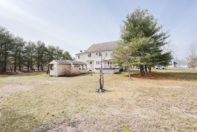 75 Sunflower Dr, Raynham, MA 02767
