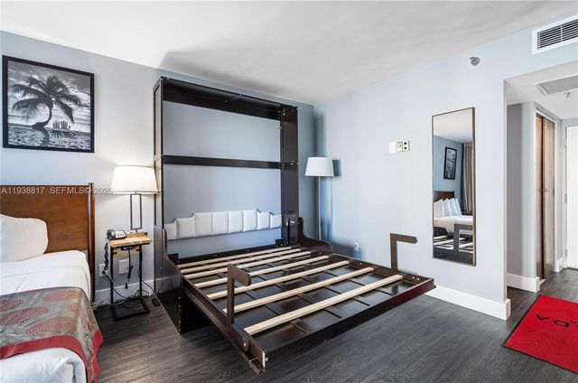 19201 Collins Ave 324, Sunny Isles Beach, FL 33160