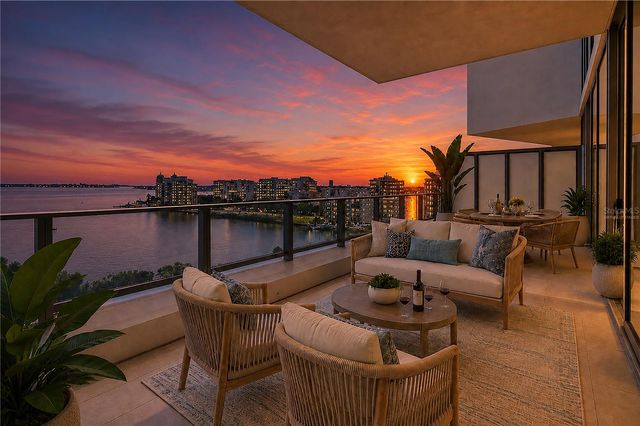 1155 N GULFSTREAM AVENUE 806, Sarasota, FL 34236