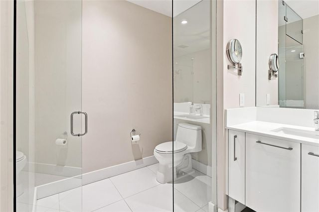 1155 N GULFSTREAM AVENUE 806, Sarasota, FL 34236