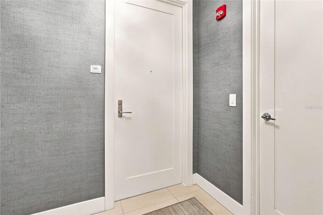 1155 N GULFSTREAM AVENUE 806, Sarasota, FL 34236