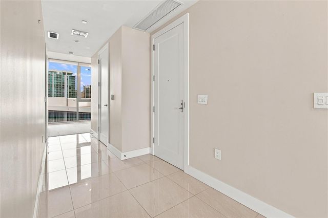 1155 N GULFSTREAM AVENUE 806, Sarasota, FL 34236