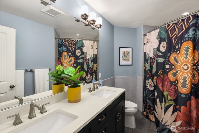 36014 SE Turnberry Street, Snoqualmie, WA 98065