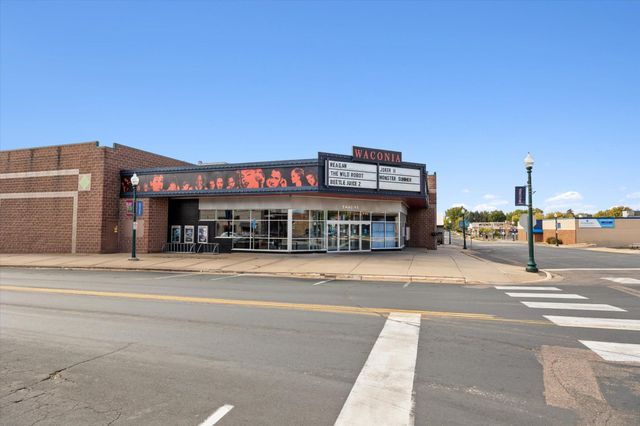 526 Goldenrod Trail, Waconia, MN 55387