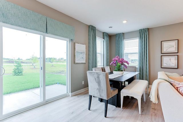 526 Goldenrod Trail, Waconia, MN 55387