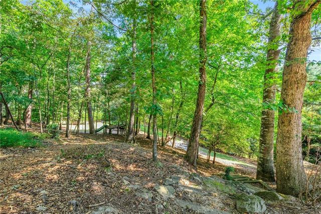 5105 Harbury Lane, Suwanee, GA 30024