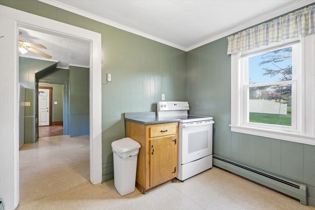 16 Hartung St, Methuen, MA 01844