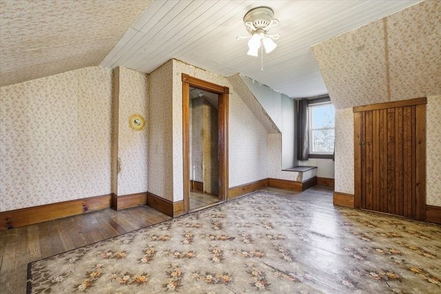 16 Hartung St, Methuen, MA 01844