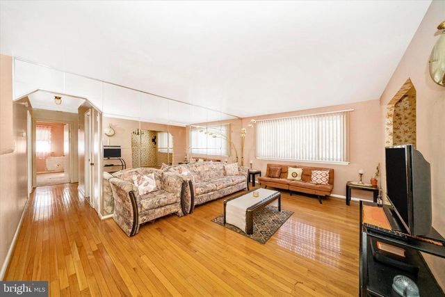 7811 E BARRETT RD, Fort Washington, MD 20744