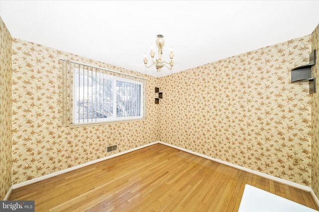 7811 E BARRETT RD, Fort Washington, MD 20744