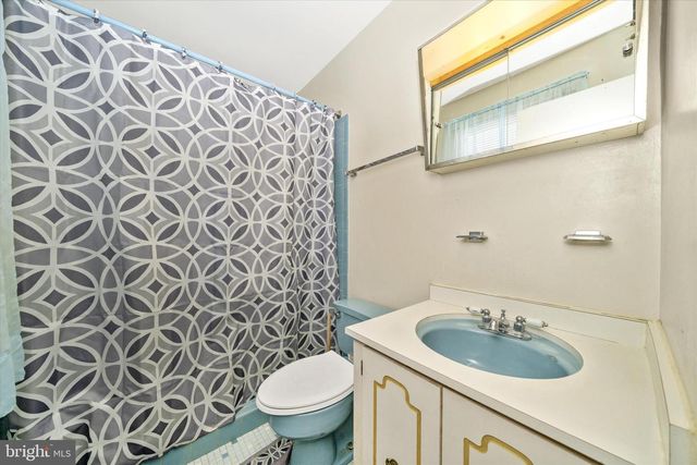 7811 E BARRETT RD, Fort Washington, MD 20744