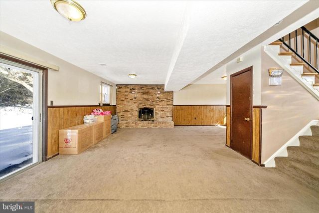 7811 E BARRETT RD, Fort Washington, MD 20744