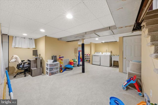 354 E SPRINGFIELD RD, Springfield, PA 19064