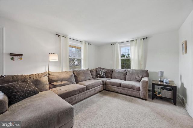 354 E SPRINGFIELD RD, Springfield, PA 19064