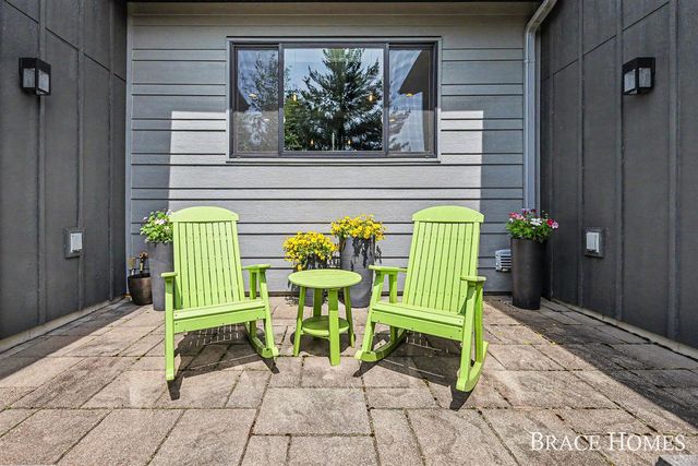 6234 Hall Street, Grand Rapids, MI 49546