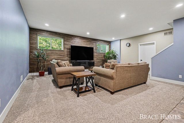 6234 Hall Street, Grand Rapids, MI 49546