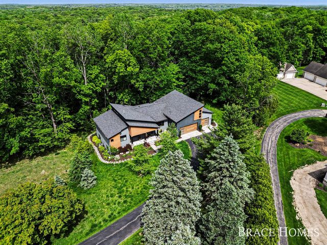 6234 Hall Street, Grand Rapids, MI 49546