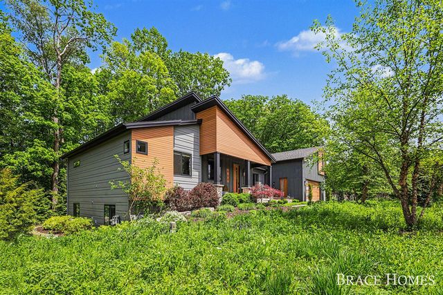 6234 Hall Street, Grand Rapids, MI 49546
