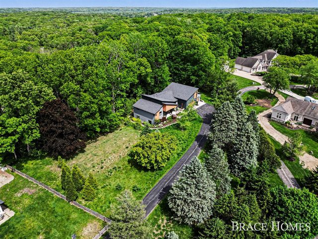6234 Hall Street, Grand Rapids, MI 49546