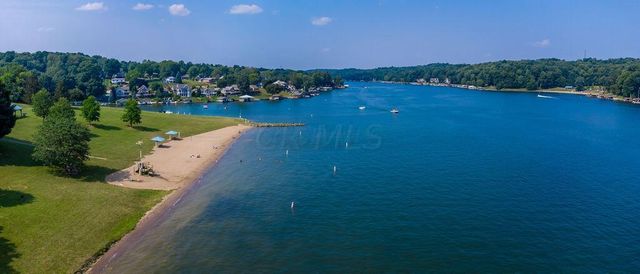 8722 Martinsburg Road, Mount Vernon, OH 43050