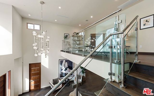 2408 Castle Heights Avenue, Los Angeles, CA 90034