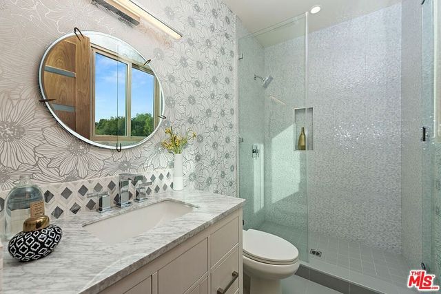 2408 Castle Heights Avenue, Los Angeles, CA 90034