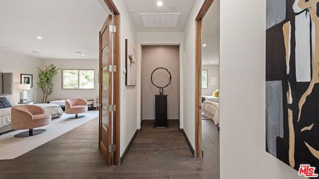 2408 Castle Heights Avenue, Los Angeles, CA 90034