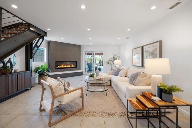 5230 Guessman, La Mesa, CA 91942