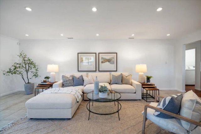 5230 Guessman, La Mesa, CA 91942